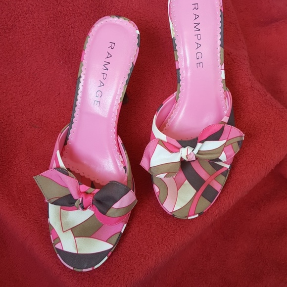 Bow details Mike style heels - Picture 2 of 8